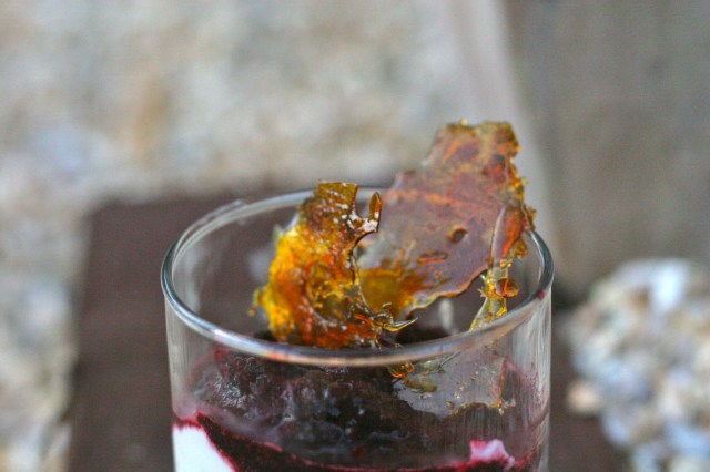 Caramel crunch on cherry granita