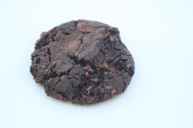 Chocolate Cookie with Milk Chocolate and Cacao Nibs